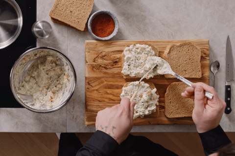 Vollkornsandwich mit Eiersalat