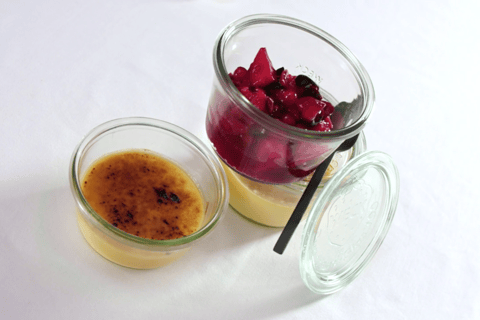 Crème Brûlée mit Beerenkompott